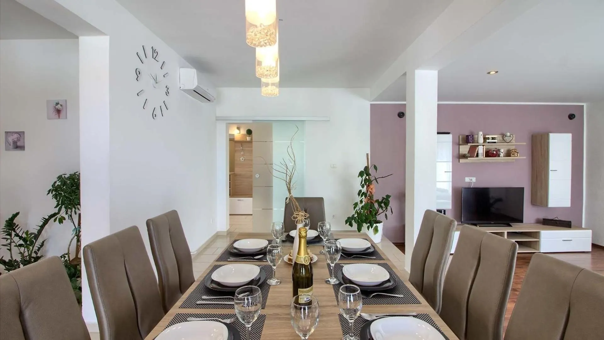 Ferienhaus Mit Privatpool Fuer 7 Personen Ca 130 Qm In Pula, Istrien Istrische Riviera Croatia